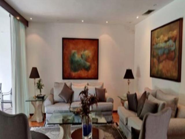 Casa en venta en Ciudad Satelite, Naucalpan de Juárez, México