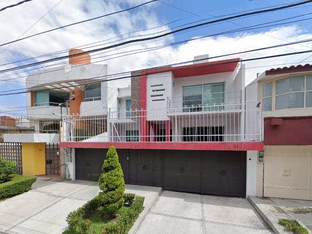 Casa en venta en Ciudad Satelite, Naucalpan de Juárez, México