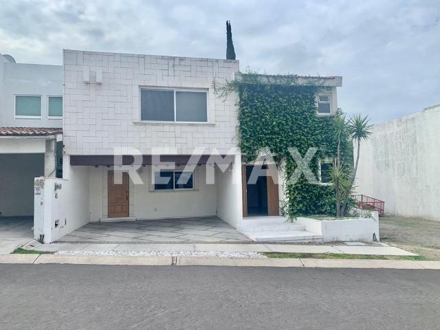 CASA EN VENTA EN CLAUSTROS DE LAS MISIONES I