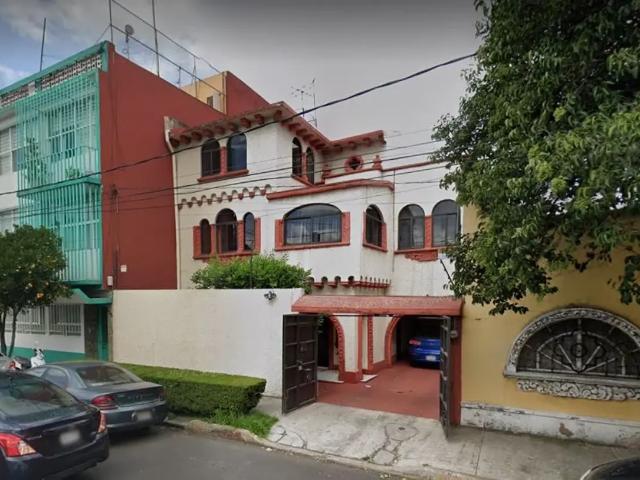 Casa en venta en Claveria, Azcapotzalco, Ciudad de México