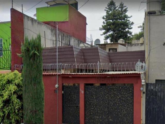 Casa en venta en Claveria, Azcapotzalco, Ciudad de México