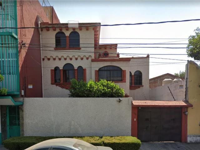 Casa en venta en Claveria, Azcapotzalco, Ciudad de México