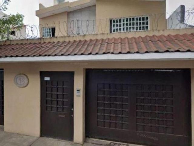 CASA EN VENTA EN CLAVERIA CDMX