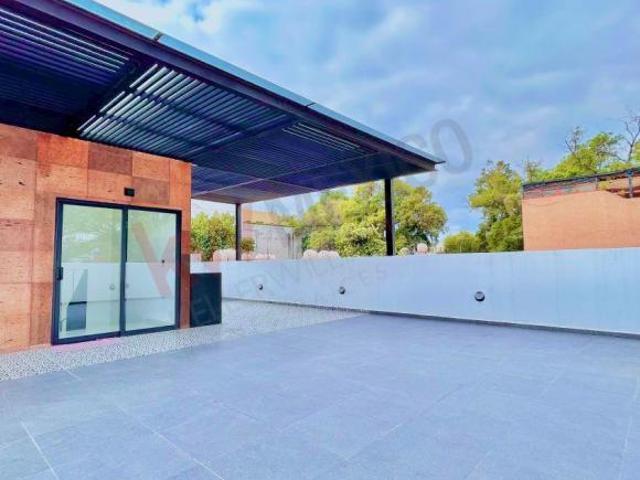 Casa en Venta en Clavería con Roof Garden y 4 Recámaras | Totalmente Remodelada