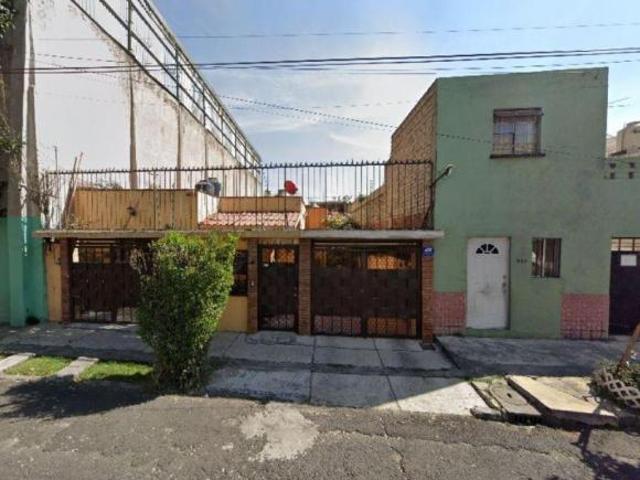Casa en Venta en Claveria, Excelente Oportunidad de Inversión!