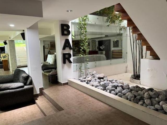 Casa en Venta en Club de Golf Hacienda, 4 Recámaras y Acceso al Green