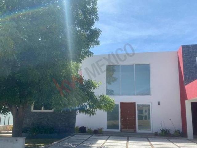 Casa en Venta en Club de Golf, La escondida Huamantla