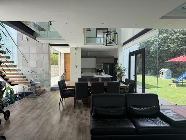 Casa en venta en Club de Golf los Encinos