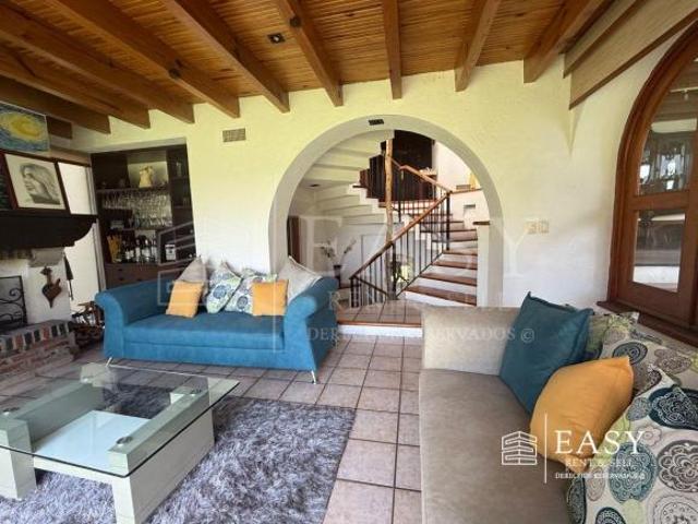 Casa en venta en Club de Golf los Encinos