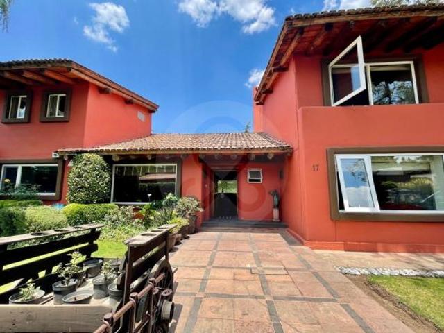 Casa en venta en Club de Golf los Encinos