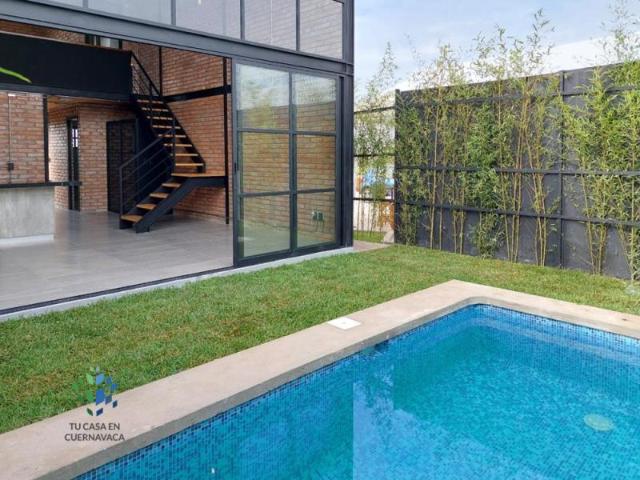 Casa en venta en Club de Golf Santa Fe, Xochitepec, Morelos