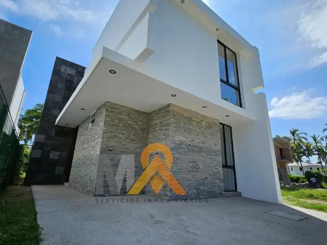 Casa en venta en Club Santiago, Manzanillo, Colima