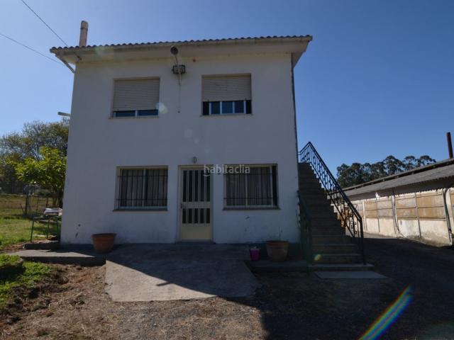 Casa en venta en Coirós. Venta de vivienda unifamiliar con granja en Espenuca Coirós. Vivienda en dos alturas con una superficie próxima a los 98 metros cu. Casas.