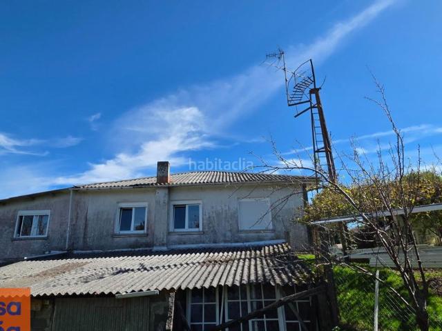 Casa en venta en Coirós. Caserón con 7200 m2 de fFnca. Casas.