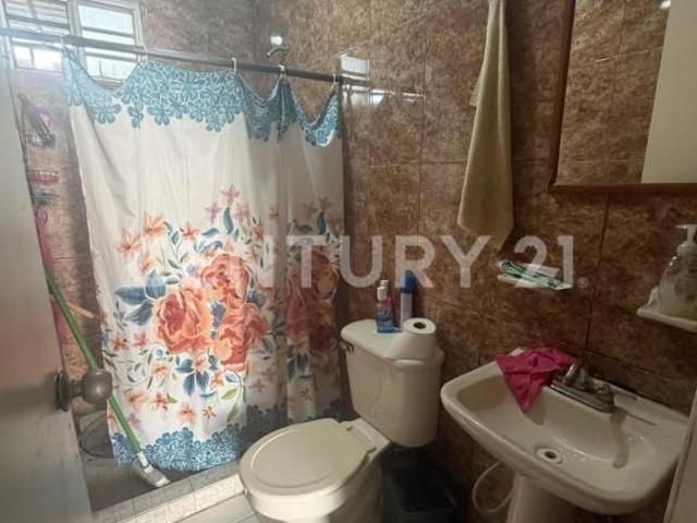 CASA EN VENTA EN COL. TREBOLES EN APODACA