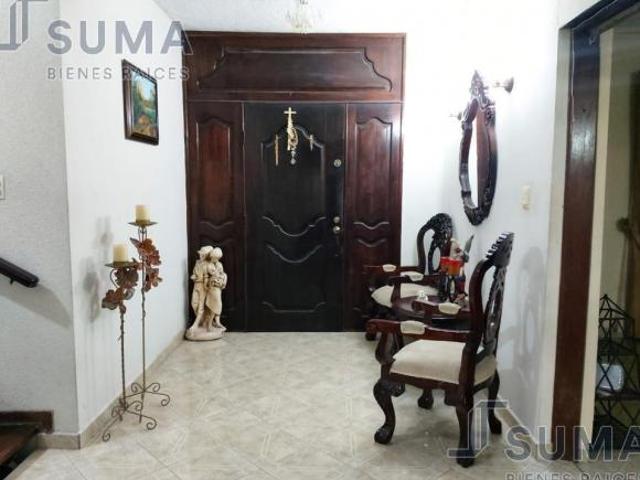 CASA EN VENTA EN COL. UNIDAD NACIONAL, MADERO TAMAULIPAS