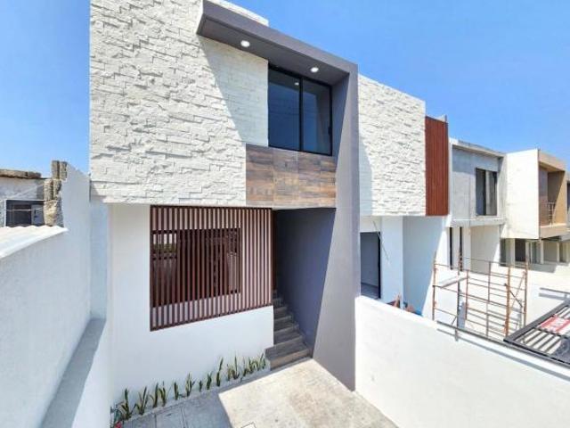 Casa en Venta en Col. Villa Rica, Boca del Río, Ver