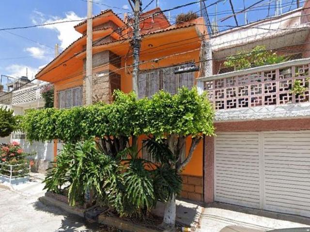 CASA EN VENTA EN COL AGUA AZUL CD NEZAHUALCOYOTL