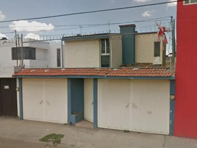 CASA EN VENTA EN COL. ALAMOS, CELAYA