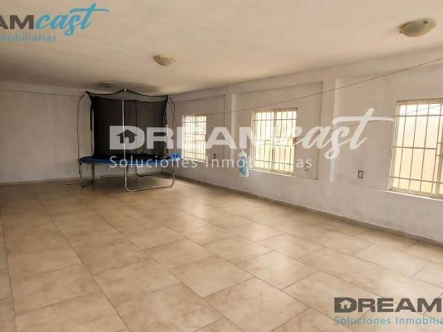 Casa en Venta en Col. Campbell con 4 recámaras