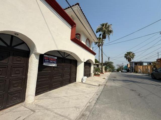 CASA EN VENTA EN COL CROC, MONTERREY