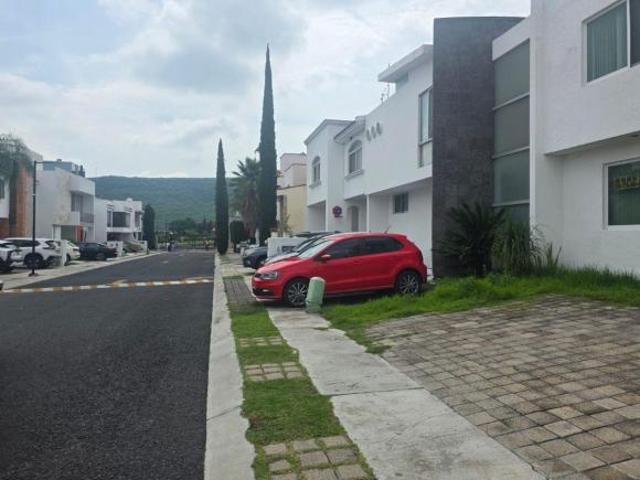 Casa en venta en Col. Fraccionamiento centro Sur, QRO