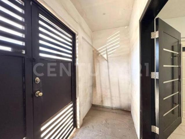 CASA EN VENTA EN COL. GIRASOLES V