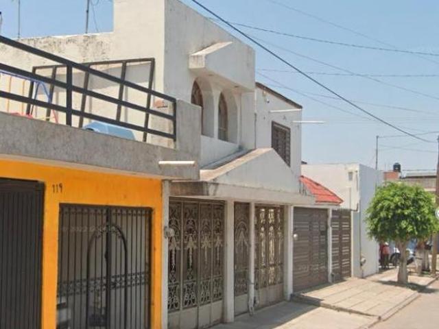 CASA EN VENTA EN COL HACIENDA ECHEVESTE LEON GUANAJUATO