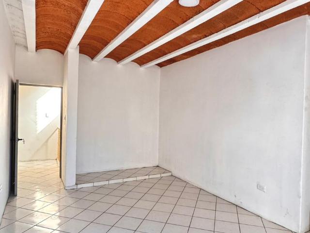CASA EN VENTA EN COL. IGNACIO ALLENDE