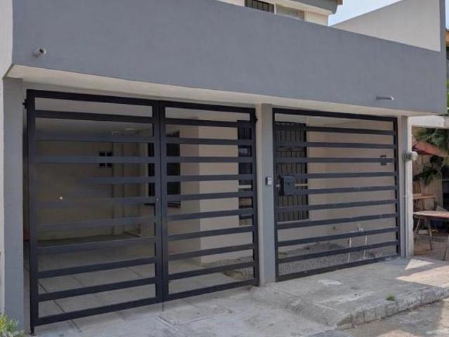 Casa en Venta en Col. Joyas de Miramapolis, Madero Tamaulipas