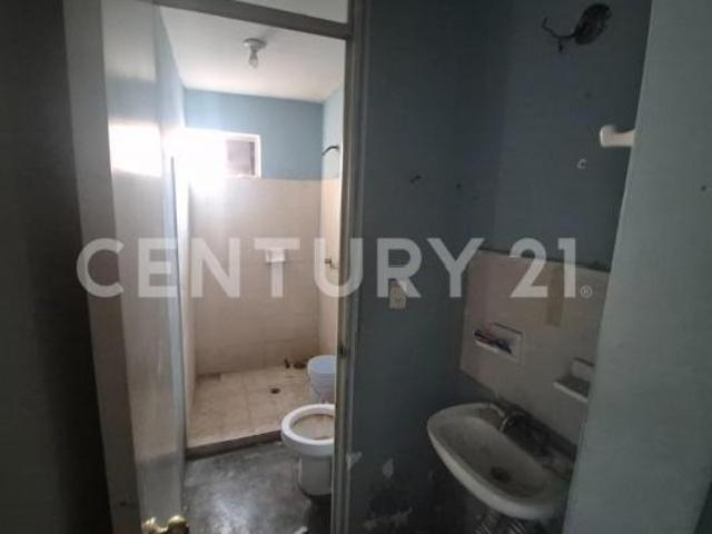 CASA EN VENTA EN COL. LAS BUGAMBILIAS EN GARCIA