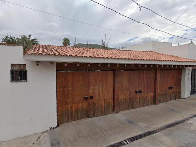 CASA EN VENTA EN COL LAS ROSAS DURANGO