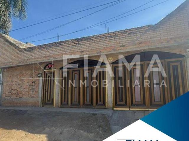 CASA EN VENTA EN COL. LOMA HERMOSA, TEPIC, NAYARIT