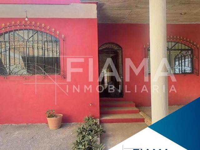 CASA EN VENTA EN COL. LOMA HERMOSA, TEPIC, NAYARIT. G