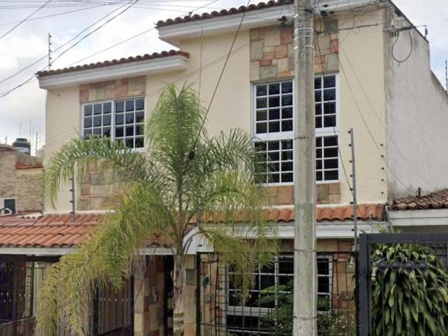 Casa en venta en Col. Lomas de Atemajac | Lomas del Infante a Pasos de Av. Patria y Av. Federalismo