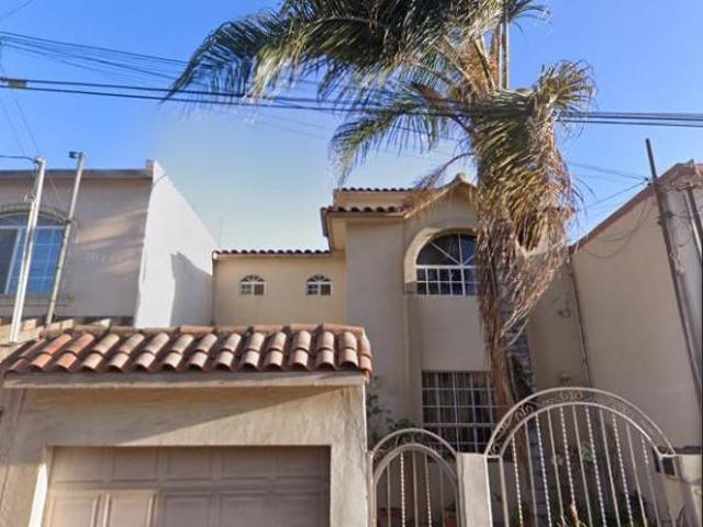 CASA EN VENTA EN COL MODERNA ENSENADA BAJA CALIFORNIA