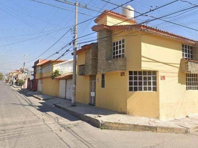 CASA EN VENTA EN COL NACIONES UNIDAS PUEBLA