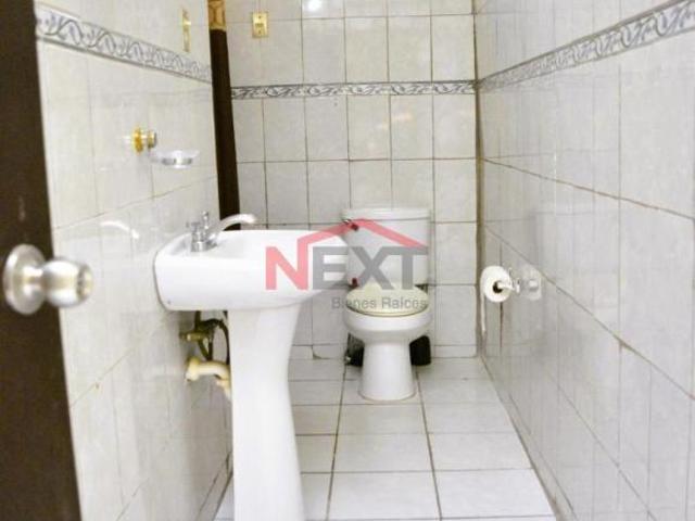 CASA EN VENTA EN COL. PEDREGAL DE LA VILLA