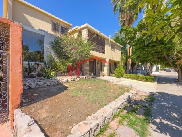 CASA EN VENTA EN COL. PITIC