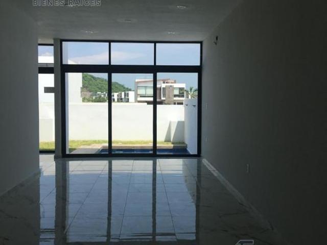 Casa en Venta en Col. Punta Tiburón, Alvarado Veracruz