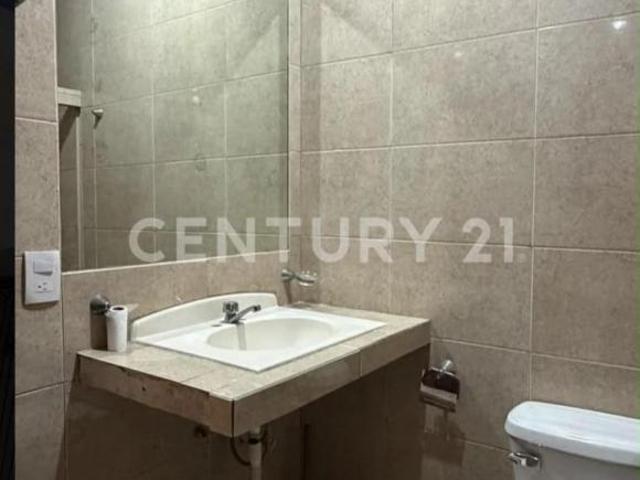 CASA EN VENTA EN COL. PUEBLO NUEVO EN APODACA