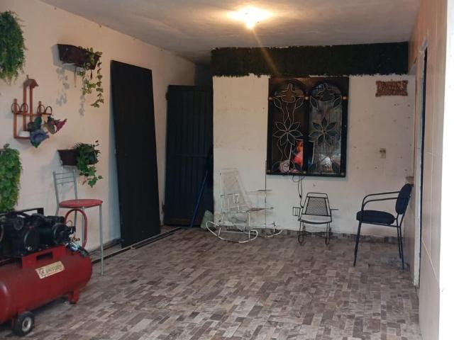 CASA EN VENTA EN COL. ROBERTO ESPINOZA EN APODACA N.L