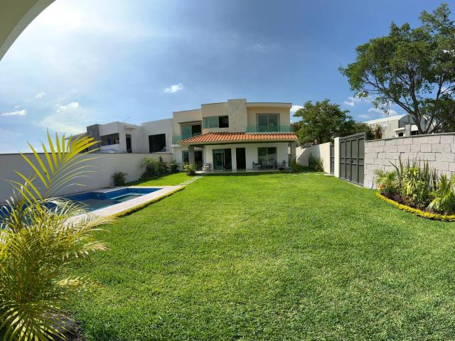 Casa en Venta en Col. Santa Cruz, Xochitepec Morelos