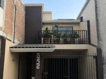 San Agustin LEÓN, León, Guanajuato - Estacionamiento