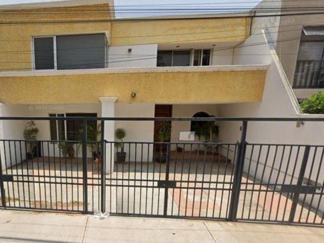 CASA EN VENTA EN COL SAN JAVIER SANTIAGO DE QUERETARO