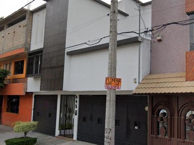 CASA EN VENTA EN COL SECTOR POPULAR HEROES DE CHURUBUSCO IZTAPALAPA
