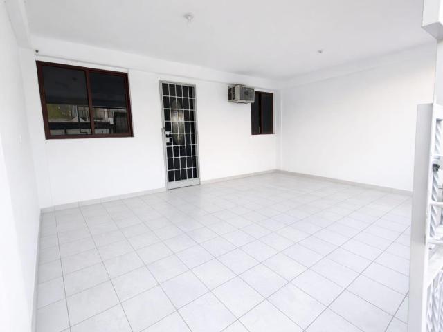 CASA EN VENTA EN COL. SINDICALISMO 1 CUADRA BENJAMIN HILL