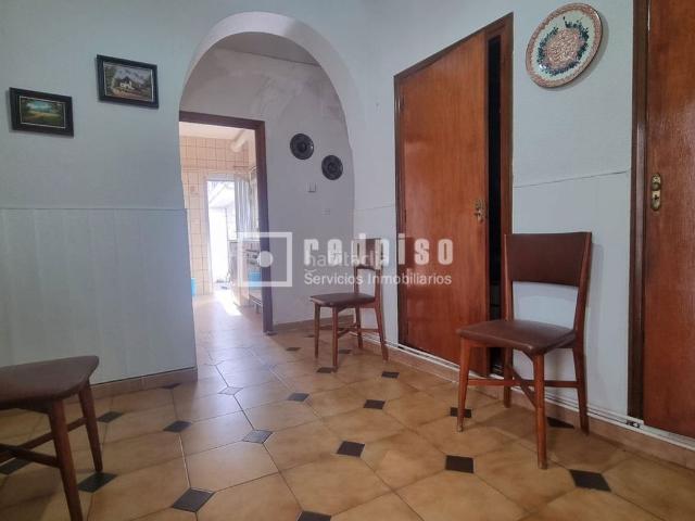 Casa en venta en Colmenar Viejo, Centro. Oportunidad única en el centro! Casa de planta baja con patios y gran potencial en Colmenar Viejo. Casas Colmenar.