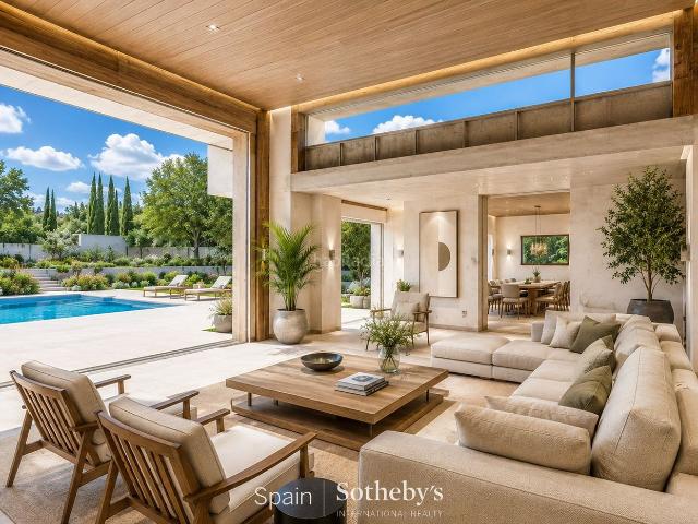 Casa en venta en Colmenar Viejo, Las Vegas El Pozanco Adelfillas. Golf Life en Comunidad Privada de Madrid con 5 Dormitorios y Piscina. Casas Colmenar.