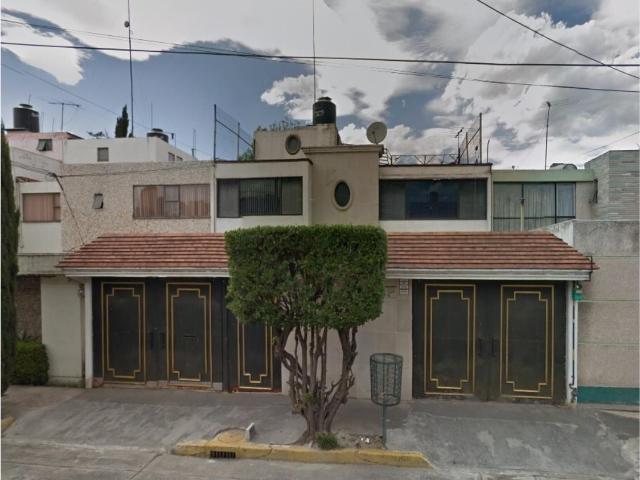 Casa en venta en Colon Echegaray, Naucalpan de Juárez, México